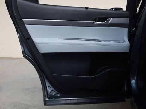 Used 2022 Hyundai Palisade SEL w/ 8P Bench Seat Package FWD image 21