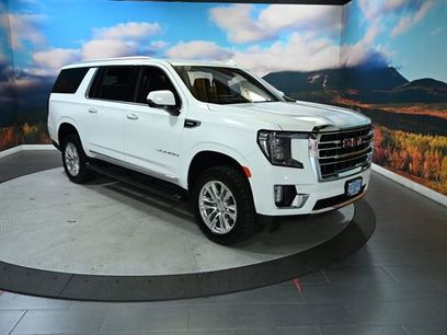 Used 2023 GMC Yukon XL SLT w/ SLT Luxury Package