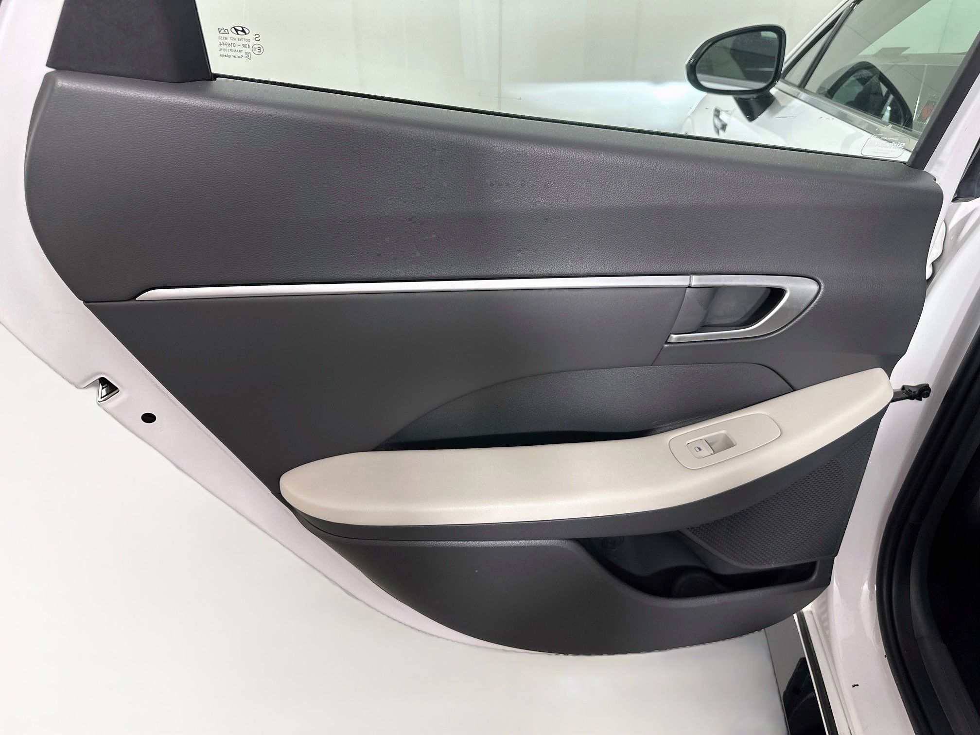 Used 2025 Hyundai Sonata SEL FWD image 25