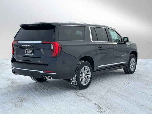 New 2026 GMC Yukon XL Denali w/ Sun & Power Step Package AWD/4WD image 3