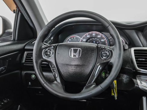 Used 2015 Honda Accord Sport image 14