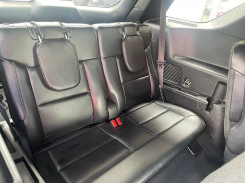 Used 2020 Ford Explorer Limited AWD/4WD image 27