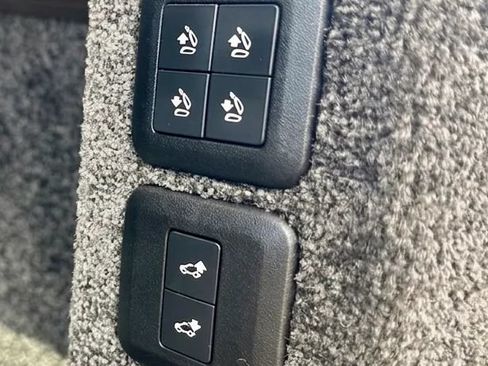 Used 2019 Land Rover Range Rover HSE AWD/4WD image 22