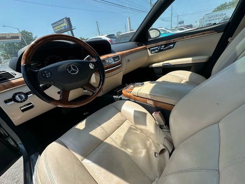 Used 2007 Mercedes-Benz S 550 image 8