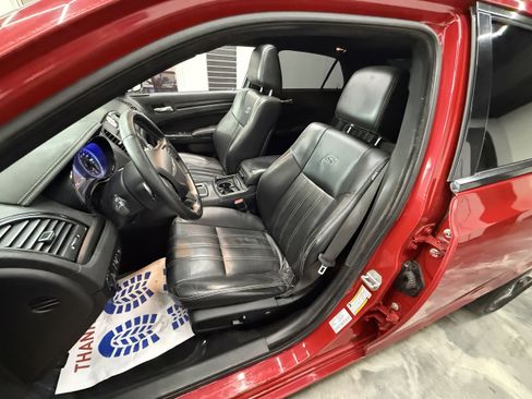 Used 2016 Chrysler 300 S image 13