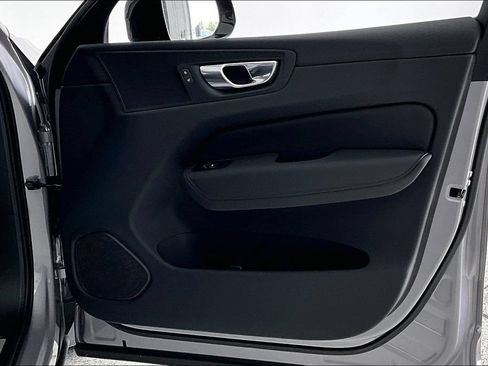 New 2026 Volvo XC60 B5 Core AWD/4WD image 14