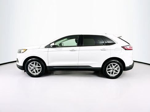 Used 2024 Ford Edge SEL image 4