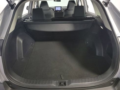 Used 2024 Toyota RAV4 LE image 28