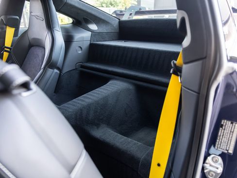 Certified 2026 Porsche 911 GT3 RWD image 42