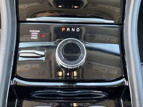 Used 2023 Jeep Grand Cherokee L Limited w/ Luxury Tech Group II image 16