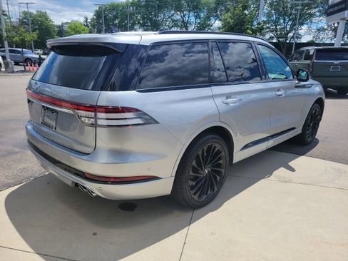 Certified 2024 Lincoln Aviator Reserve w/ Jet Package AWD/4WD image 15