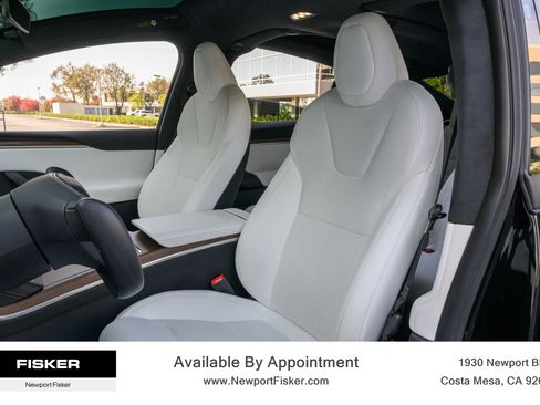 Used 2024 Tesla Model X image 12