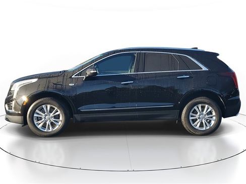 Certified 2023 Cadillac XT5 Luxury w/ LPO, Floor Liner Package image 2