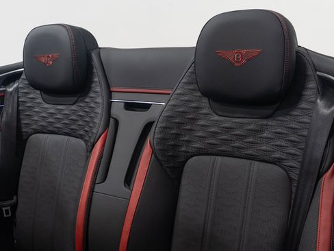 Used 2025 Bentley Continental GT Speed image 61