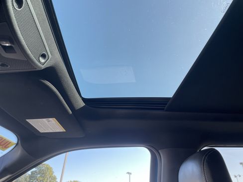 Used 2018 Ford F150 Lariat image 29