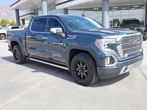 Used 2022 GMC Sierra 1500 Denali w/ Denali Premium Package image 8