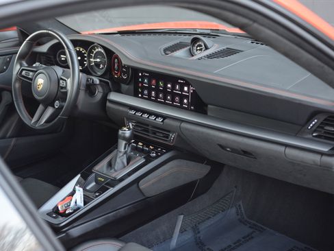 Certified 2022 Porsche 911 GT3 image 29