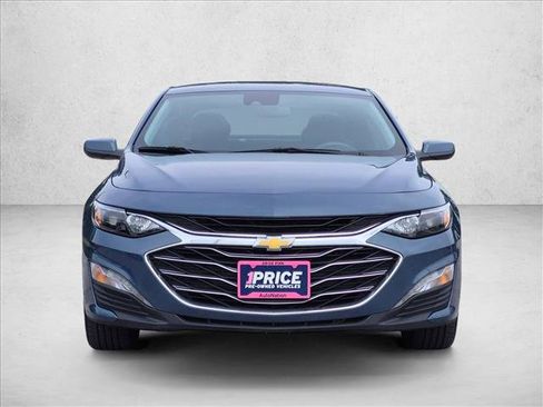 Used 2024 Chevrolet Malibu LT FWD image 2