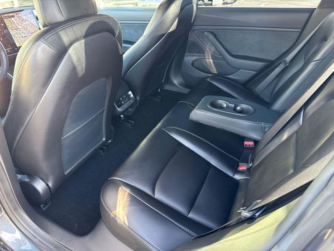 Used 2019 Tesla Model 3 Mid Range image 21