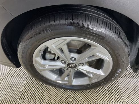 Used 2023 Hyundai Kona SEL w/ Cargo Package image 5