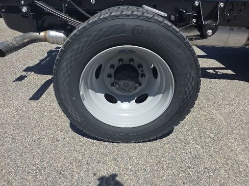 New 2026 Ford F550 4x4 Regular Cab Super Duty image 30