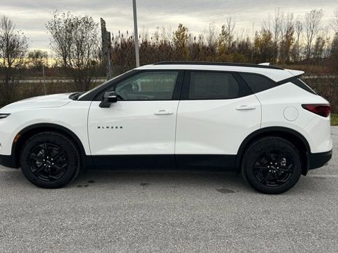 New 2025 Chevrolet Blazer LT w/ Midnight/Sport Edition image 7