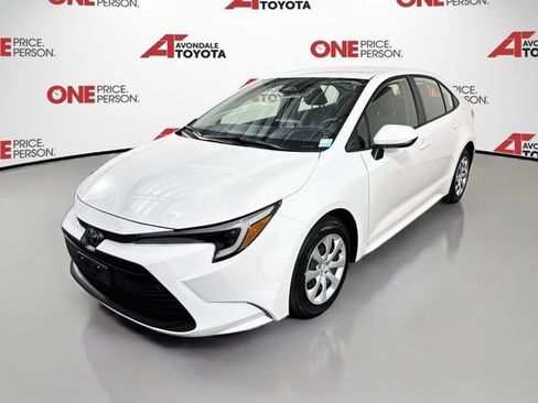 Certified 2026 Toyota Corolla LE FWD image 4