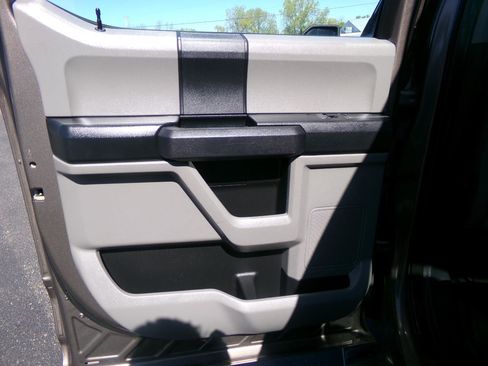 Used 2019 Ford F150 XL w/ Equipment Group 101A Mid AWD/4WD image 30