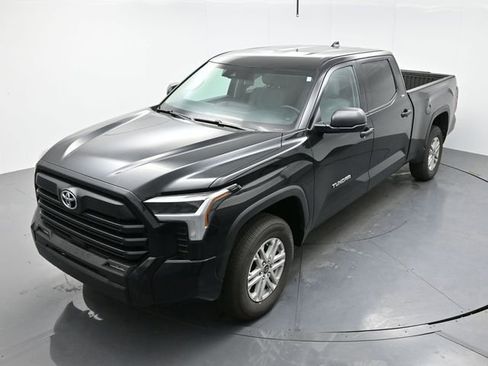 Used 2024 Toyota Tundra SR5 image 31