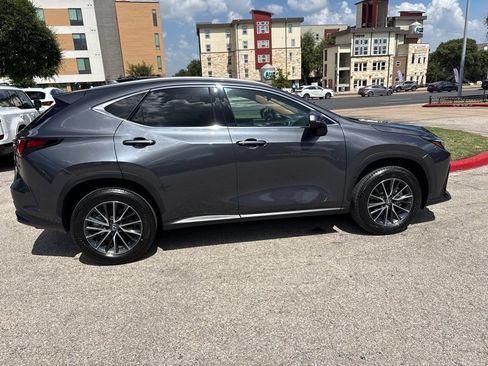 Certified 2025 Lexus NX 250 FWD w/ Accessory Package (Z1) image 6
