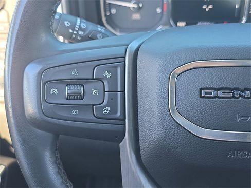 Used 2023 GMC Sierra 3500 Denali image 19