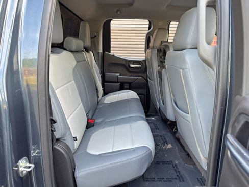 Used 2019 Chevrolet Silverado 1500 Custom Trail Boss w/ Custom Convenience Package AWD/4WD image 32