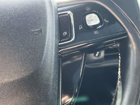 Used 2022 Lincoln Corsair AWD w/ Premium Package image 35