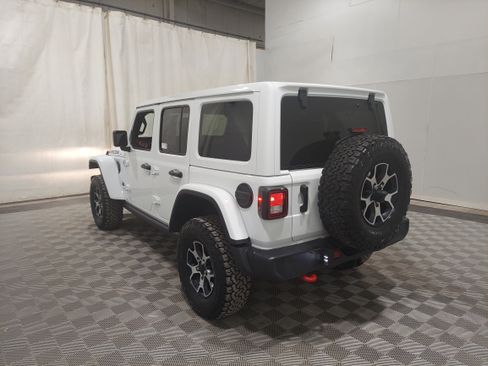 Used 2022 Jeep Wrangler Unlimited Rubicon w/ Cold Weather Group AWD/4WD image 2