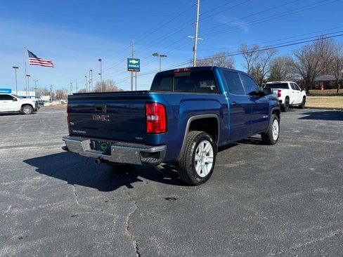 Used 2017 GMC Sierra 1500 SLE w/ SLE Value Package image 5