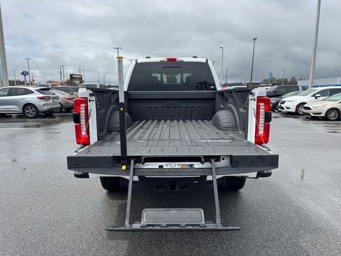 Used 2024 Ford F250 Lariat w/ Lariat Ultimate Package AWD/4WD image 18