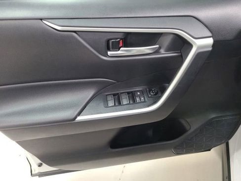 Certified 2023 Toyota RAV4 XLE AWD/4WD image 20