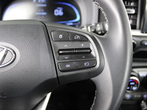 Certified 2026 Hyundai Venue SEL FWD image 26