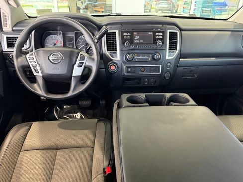 Used 2017 Nissan Titan S RWD image 28