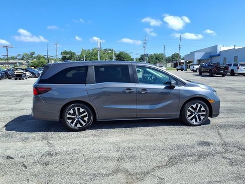 Used 2025 Honda Odyssey EX-L image 11