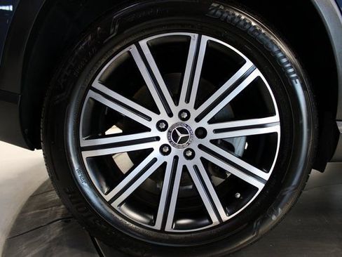 Used 2024 Mercedes-Benz GLE 450e 4MATIC image 36