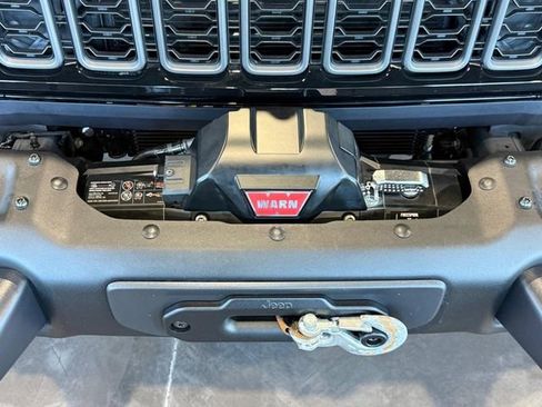 New 2025 Jeep Wrangler Unlimited Rubicon 392 AWD/4WD image 4
