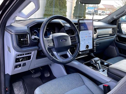 Used 2024 Ford F150 Lightning Flash image 18