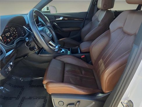 Used 2018 Audi Q5 Prestige w/ Prestige Package image 12