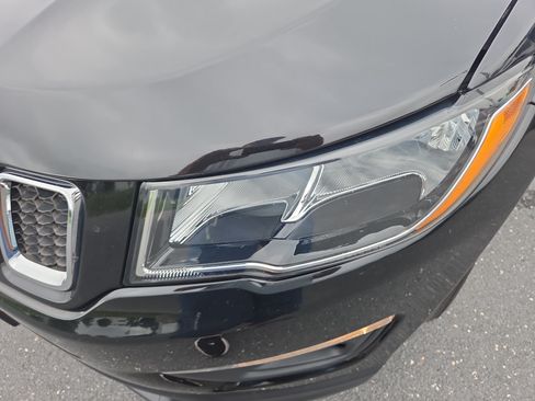 Used 2019 Jeep Compass Latitude w/ Cold Weather Group AWD/4WD image 21