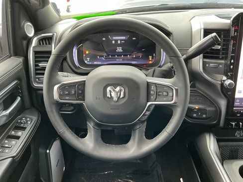 Used 2026 RAM 2500 Laramie AWD/4WD image 13
