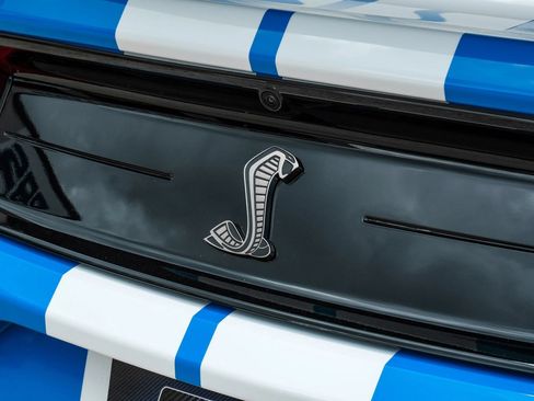 Used 2022 Ford Mustang Shelby GT500 w/ Carbon Fiber Track Pack RWD image 49