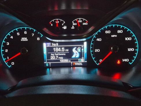 Used 2018 Chevrolet Colorado LT w/ LT Convenience Package RWD image 12