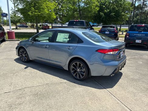New 2026 Toyota Corolla SE FWD image 3