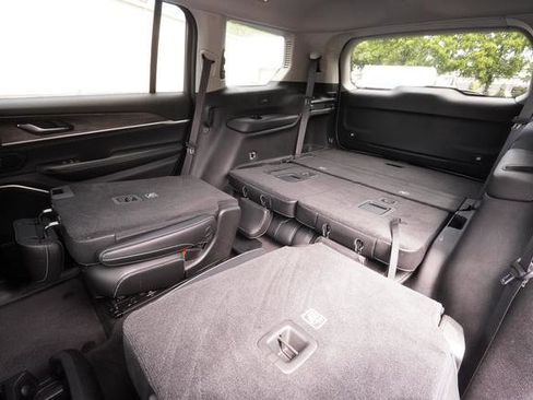 Used 2021 Jeep Grand Cherokee L Limited RWD image 28